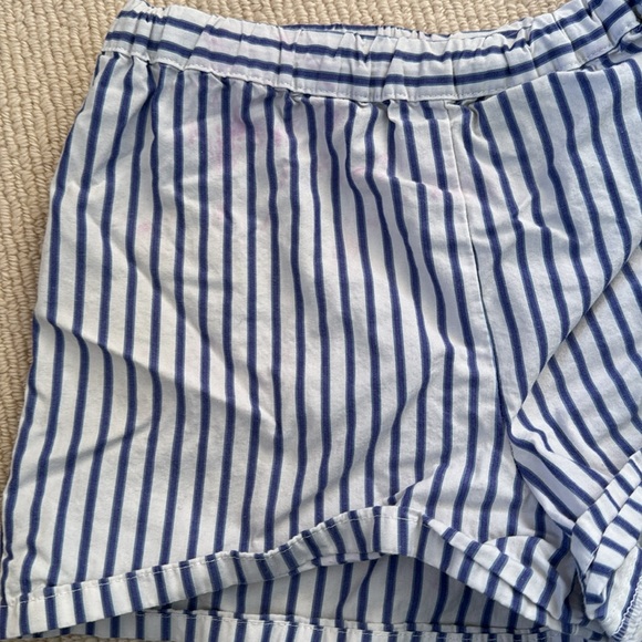 Victoria Beckham for target short and top set - Picture 2 of 7